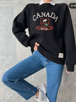 Женский свитшот на флисе с надписью CANADA 30000-57 фото